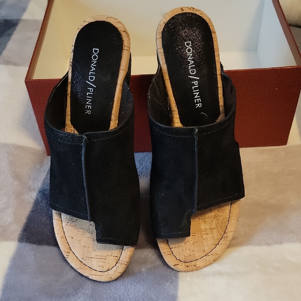 Donald J. Pliner Women's Black Slide Sandals NWT
